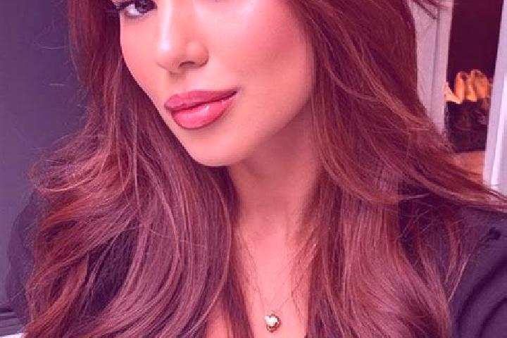 Ariana, 24, a chestnut brown-eyed latina companion based in Kilgetty. Offering A-Level, Travel Companion, Roleplay. Available for incall and outcall, day and...