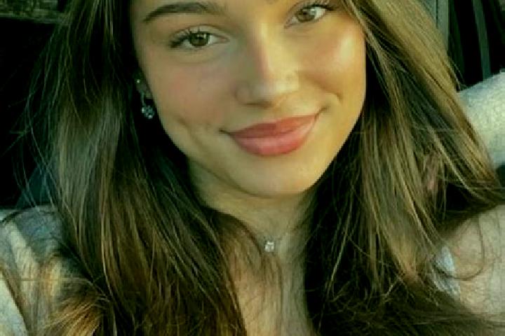 Ariana, 24, a chestnut hazel-eyed caribbean companion based in Ballard. Offering Massage, Travel Companion, Party Girl. Available for incall and outcall, day...