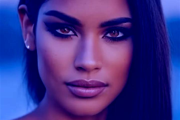 Ariana, 25, a black hazel-eyed latina companion based in Gorai. Offering 69, Party Girl, Duos. Available for incall and outcall, day and evening dates.