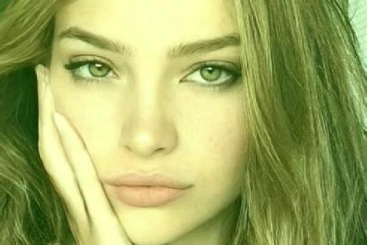 Ariana, 25, a blonde brown-eyed caucasian companion based in Cau Dien. Offering Party Girl, OWO, Domination, Dinner Date. Available for incall and outcall, d...