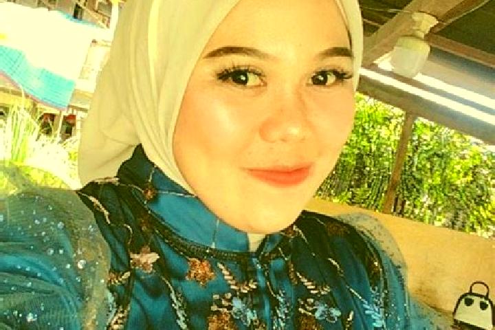 Ariana, 25 — Escort in Malili, Indonesia