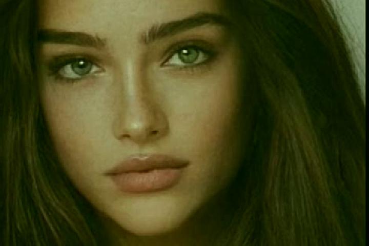 Ariana, 26, a chestnut grey-eyed caucasian companion based in Mervelier. Offering Couples, Overnight, Dinner Date. Available for incall and outcall, day and ...