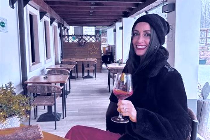 Ariana, 26 — Escort in Tonezza del Cimone, Italy