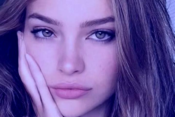 Ariana, 27, a blonde brown-eyed indian companion based in Hualgayoc. Offering A-Level, Domination, 69. Available for incall and outcall, day and evening dates.