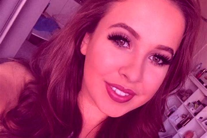 Ariana, 27, a blonde dark-eyed european companion based in Jatisari Satu. Offering 69, Striptease, A-Level, Travel Companion, GFE. Available for incall and o...