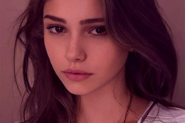 Ariana, 27, a brunette brown-eyed slavic companion based in Jiakexi. Offering Erotic Massage, Roleplay, Couples, 69. Available for incall and outcall, overni...