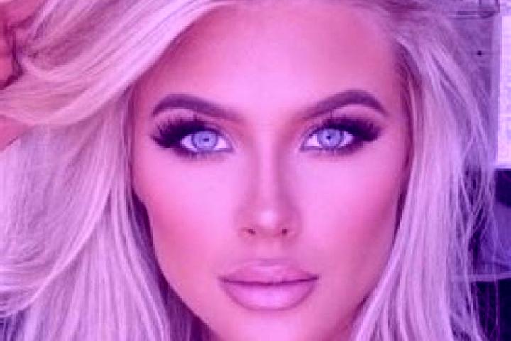 Ariana, 27, a platinum blonde hazel-eyed ebony companion based in Episkopeio. Offering Striptease, Erotic Massage, Massage. Available for incall and outcall,...