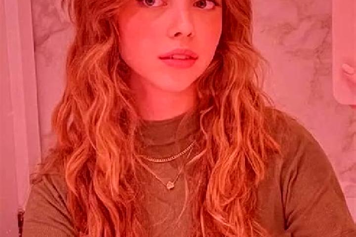 Ariana, 27 — Escort in Avy, France