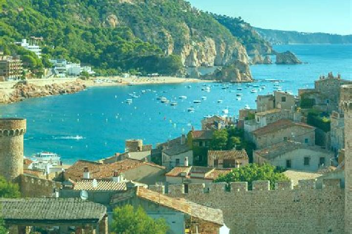 Ariana, 27 — Escort in Guadalupe, Spain