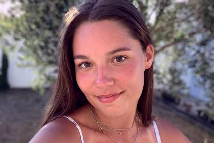 Ariana, 27 — Escort in Guignen, France