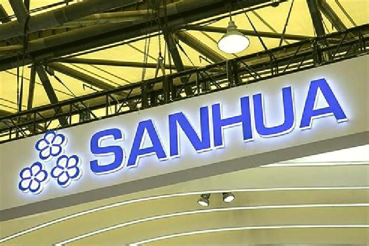 Ariana, 27 — Escort in Sanhua, China