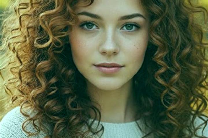 Ariana, 28, a auburn brown-eyed slavic companion based in Murud. Offering Erotic Massage, Girlfriend Experience, Duos, Tantra. Available for incall and outca...