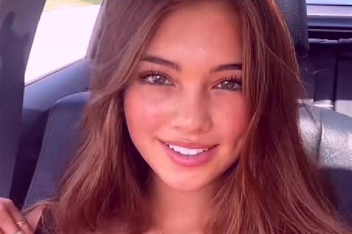 Ariana, 28, a brunette grey-eyed mixed companion based in Schwerin. Offering Tantra, Girlfriend Experience, Erotic Massage. Available for incall and outcall,...