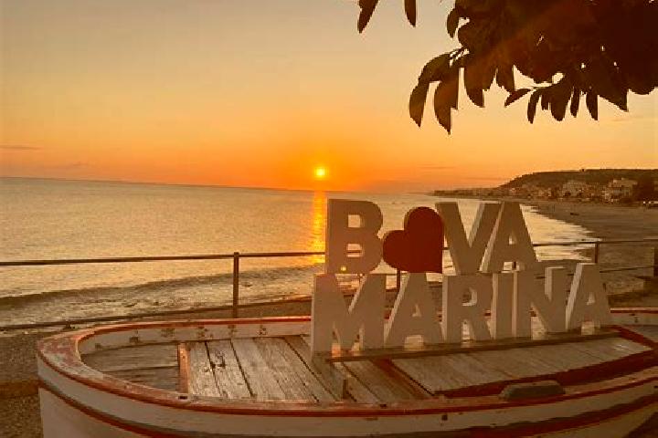 Ariana, 28 — Escort in Bova Marina, Italy