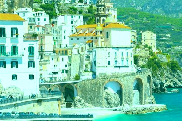 Ariana, 28 — Escort in Correzzana, Italy