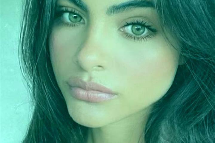 Ariana, 29, a brunette green-eyed caucasian companion based in Moara Nica. Offering Girlfriend Experience, Erotic Massage, Massage, Party Girl. Available for...