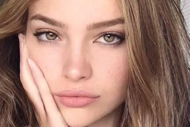 Ariana, 30, a blonde brown-eyed mixed companion based in Rottleberode. Offering OWO, Erotic Massage, 69. Available for incall and outcall, day and evening da...