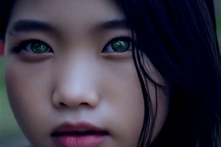 Ariana, 30, a red green-eyed asian companion based in Non Thai. Offering Fetish, Striptease, Domination, Girlfriend Experience. Available for incall and outc...