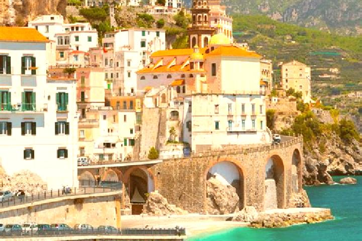 Ariana, 30 — Escort in Armo, Italy