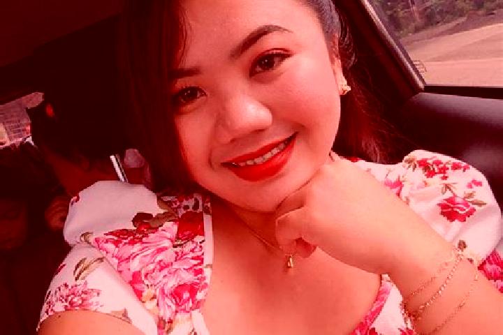 Ariana, 30 — Escort in Limapuluh, Indonesia