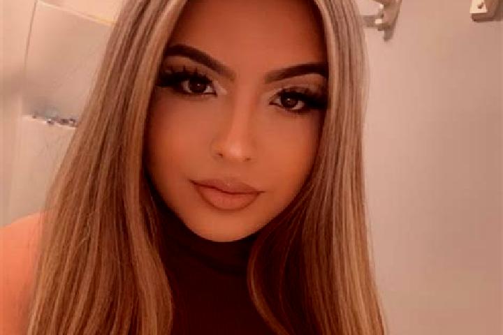 Ariana, 31, a blonde dark-eyed latina companion based in Marcq-en-Baroeul. Offering Duos, BDSM, Striptease, Massage. Available for incall and outcall, day an...
