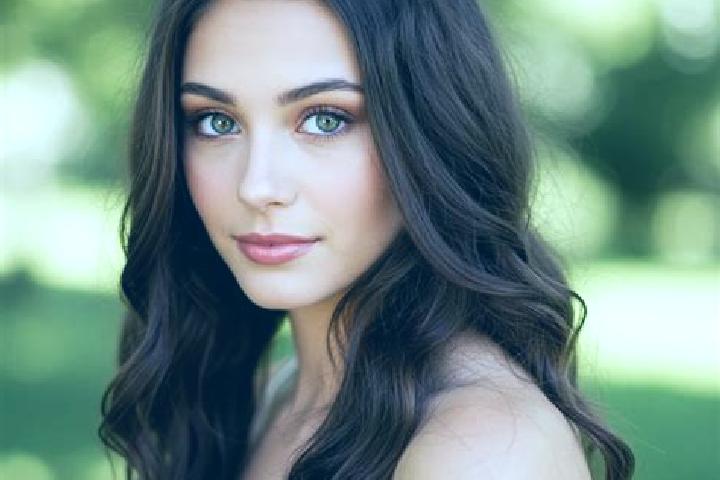 Ariana, 31, a brunette hazel-eyed mixed companion based in Kirrweiler. Offering Striptease, OWO, Travel Companion. Available for incall and outcall, day and ...