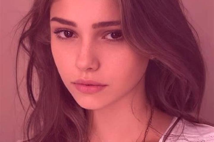Ariana, 31, a chestnut hazel-eyed slavic companion based in Bad Vigaun. Offering Roleplay, OWO, BDSM, 69, Travel Companion. Available for incall and outcall,...