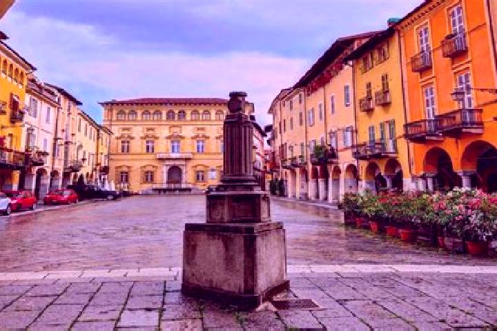 Ariana, 31 — Escort in Castelseprio, Italy