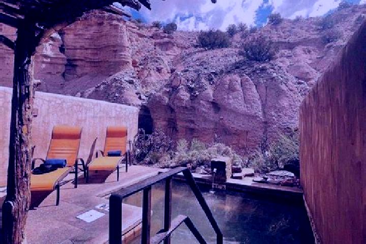 Ariana, 31 — Escort in Ojo Caliente, Mexico