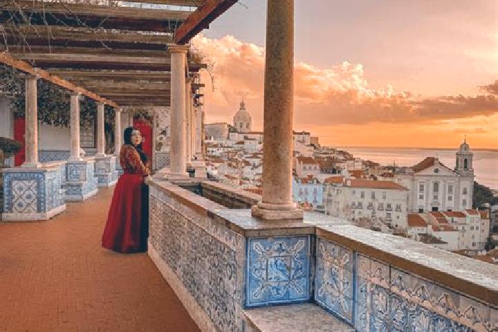 Ariana, 31 — Escort in Santa Luzia, Portugal