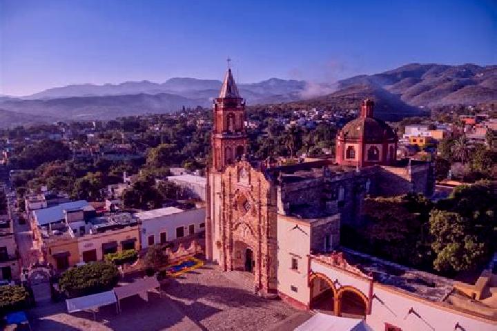 Ariana, 31 — Escort in Toliman, Mexico
