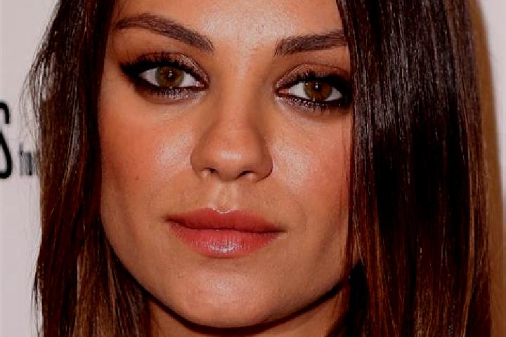 Ariana, 32, a auburn hazel-eyed caucasian companion based in Massala-Gouran. Offering A-Level, Couples. Available for incall and outcall, day and evening dates.