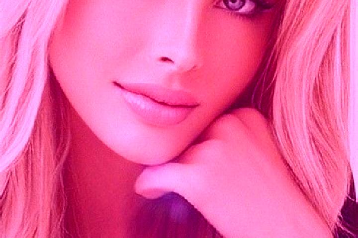 Ariana, 32, a dark blonde blue-eyed caucasian companion based in Moyos. Offering Tantra, Duos, Domination, Deep French Kissing, Massage. Available for incall...