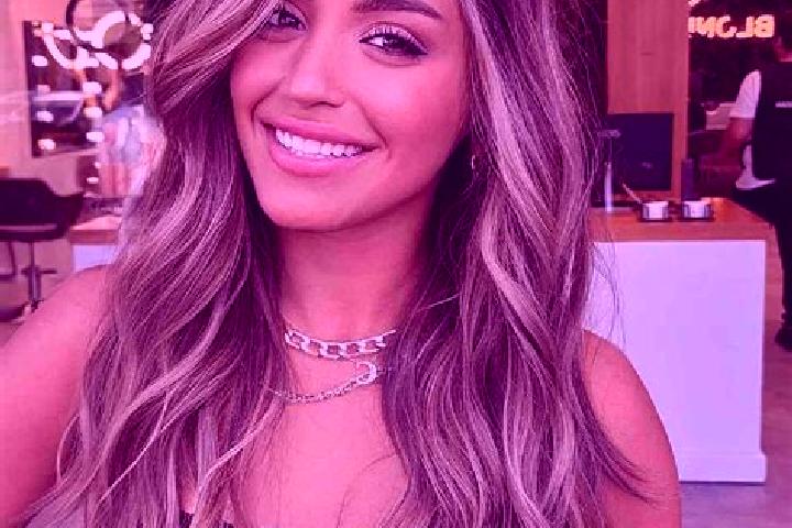 Ariana, 32, a dark blonde brown-eyed mediterranean companion based in Rissen. Offering Travel Companion, Girlfriend Experience, 69, Striptease. Available for...