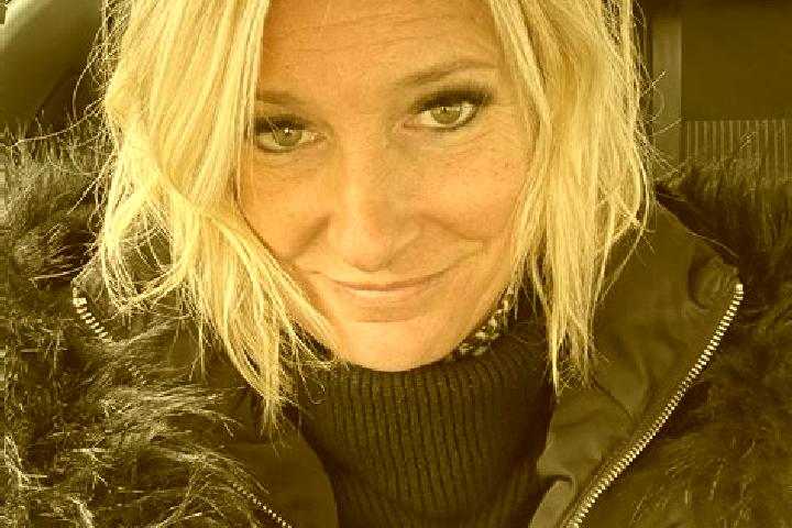 Ariana, 32 — Escort in Flawinne, Belgium