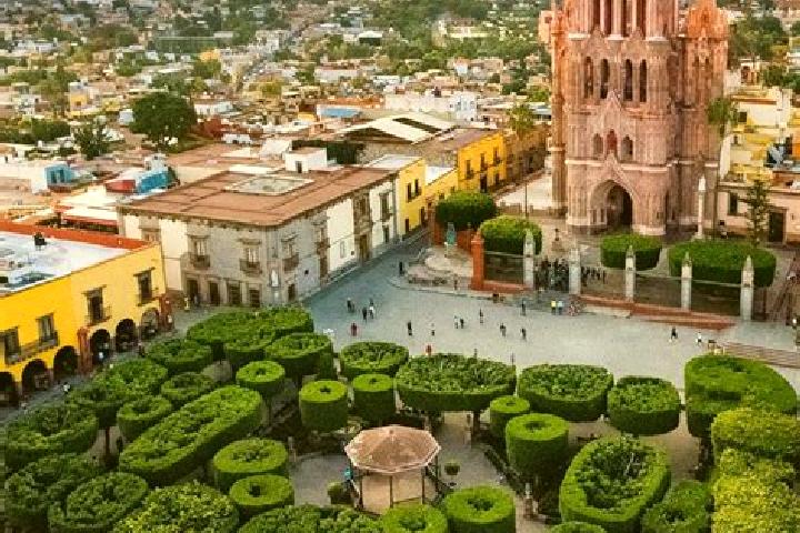 Ariana, 32 — Escort in San Miguel Reyes, Mexico