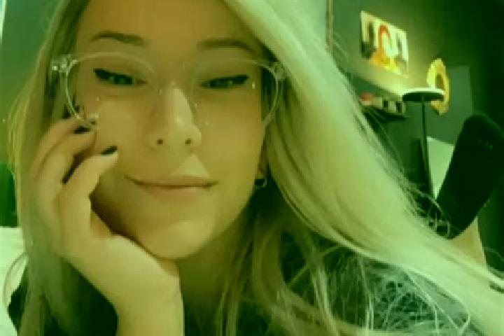 Ariana, 33, a blonde grey-eyed ebony companion based in Lucasville. Offering BDSM, Erotic Massage, Deep French Kissing, CIM, Couples. Available for incall an...
