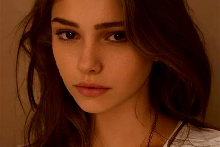 Ariana, 33, a chestnut dark-eyed slavic companion based in Cornillon. Offering Travel Companion, Party Girl, Tantra, Couples. Available for incall and outcal...