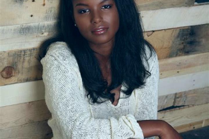 Ariana, 33, a red dark-eyed ebony companion based in Manang. Offering Prostate Massage, Striptease, Party Girl. Available for incall and outcall, overnight b...