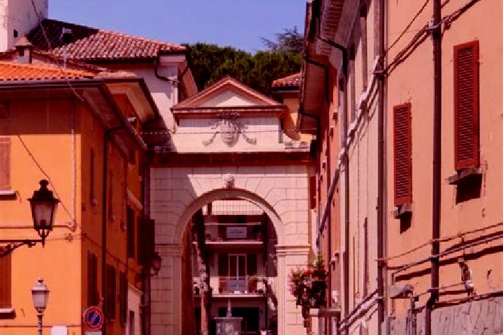 Ariana, 33 — Escort in Fontanelice, Italy