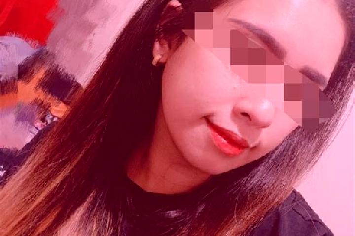 Ariana, 34, a blonde brown-eyed mixed companion based in Prabumulih. Offering Domination, Fetish, Prostate Massage, Girlfriend Experience. Available for inca...