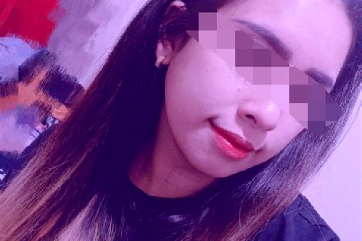Ariana, 34, a dark blonde grey-eyed mixed companion based in Pacangaan. Offering OWO, Massage, Fetish. Available for incall and outcall, day and evening dates.