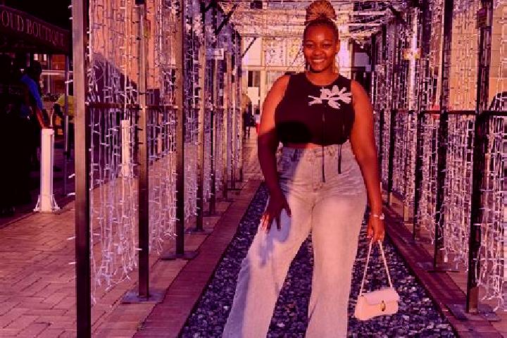 Ariana, 34 — Escort in Bagale, South Africa
