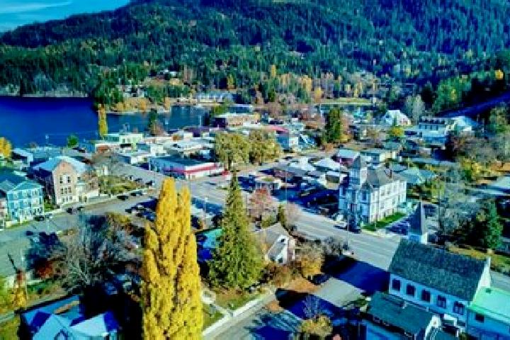 Ariana, 34 — Escort in Kaslo, Canada