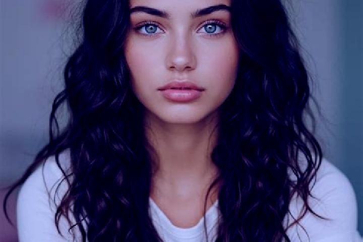 Ariana, 35, a auburn amber-eyed mediterranean companion based in Chaourse. Offering Tantra, Overnight, Duos, OWO, Striptease. Available for incall and outcal...