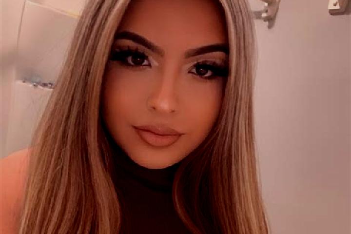 Ariana, 35, a blonde grey-eyed latina companion based in Newburg. Offering Duos, GFE, OWO, Roleplay. Available for incall and outcall, overnight bookings ava...