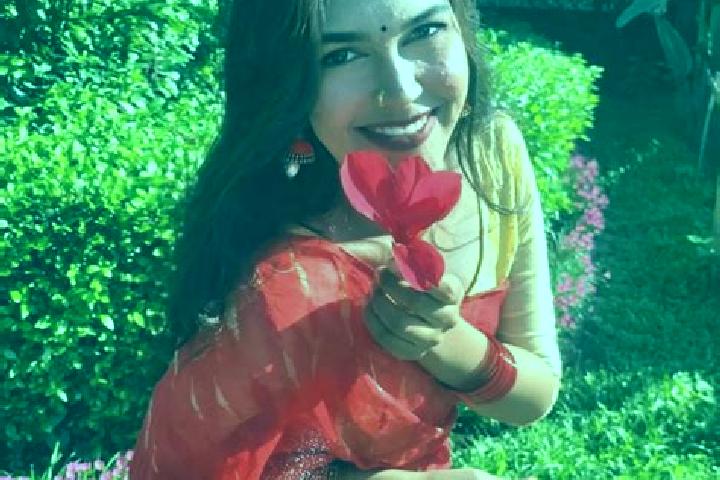 Ariana, 35 — Escort in Azimpur, Bangladesh