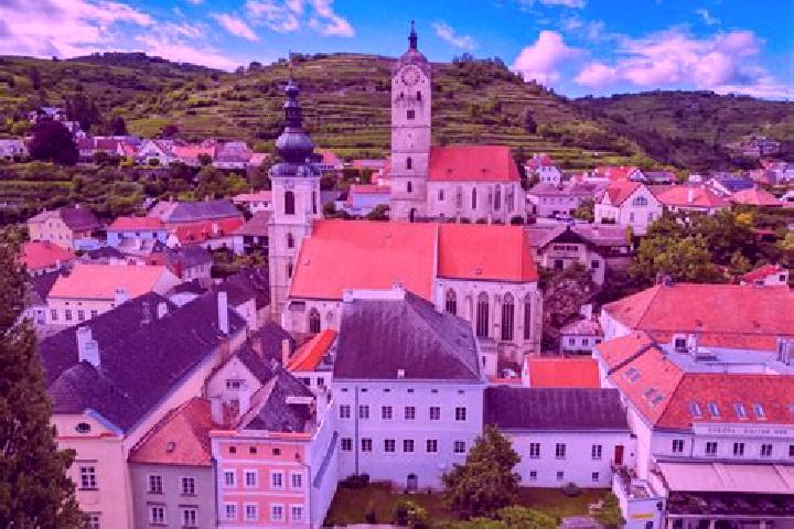Ariana, 35 — Escort in Stein an der Donau, Austria
