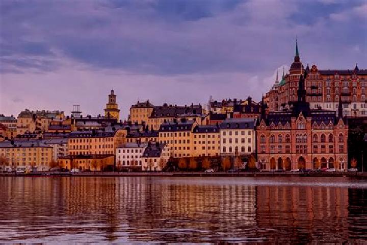 Ariana, 35 — Escort in Tomtebo, Sweden