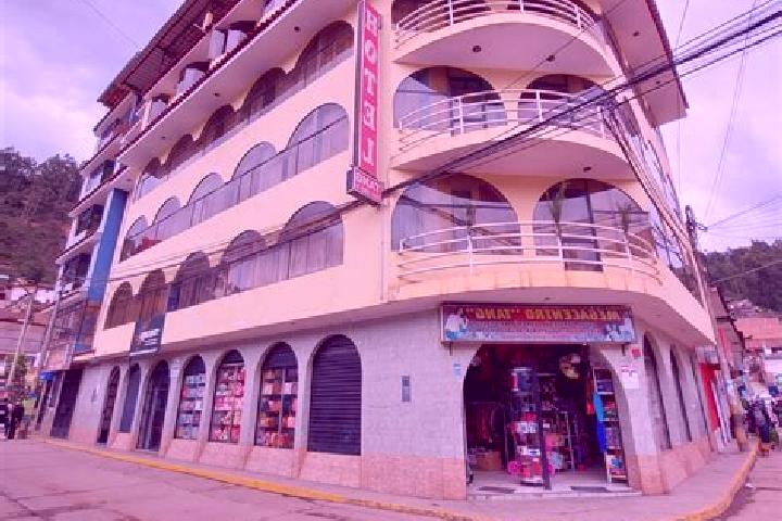 Ariana, 35 — Escort in Urpish, Peru